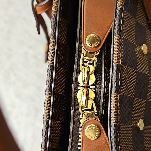 Louis Vuitton Damier Ebene Ascot - Picture 12 of 16
